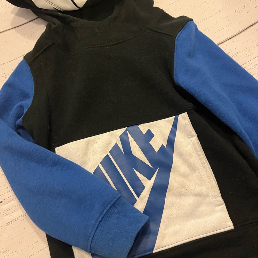 Nike boys hoodie